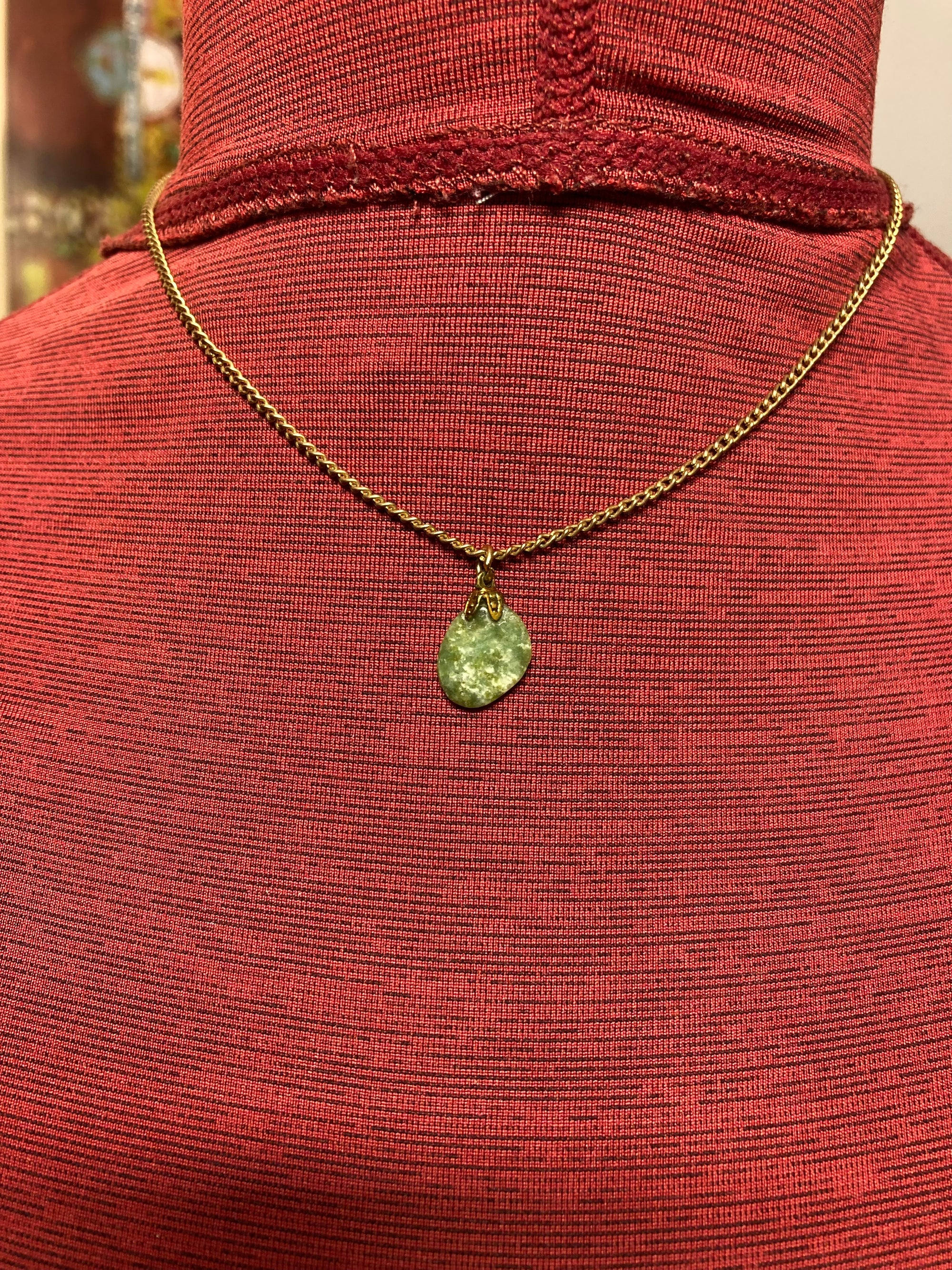 Vintage goldtone, pendant, necklace, natural green stone, 18 inch in length
